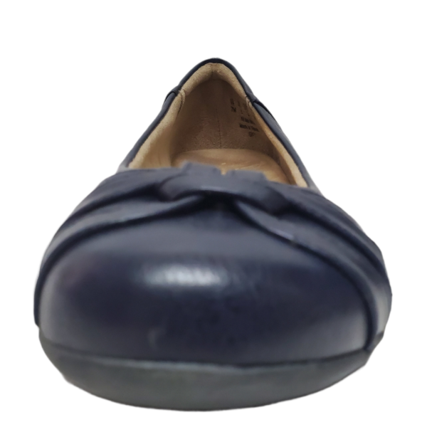 Naturalizer 2024 navy flats